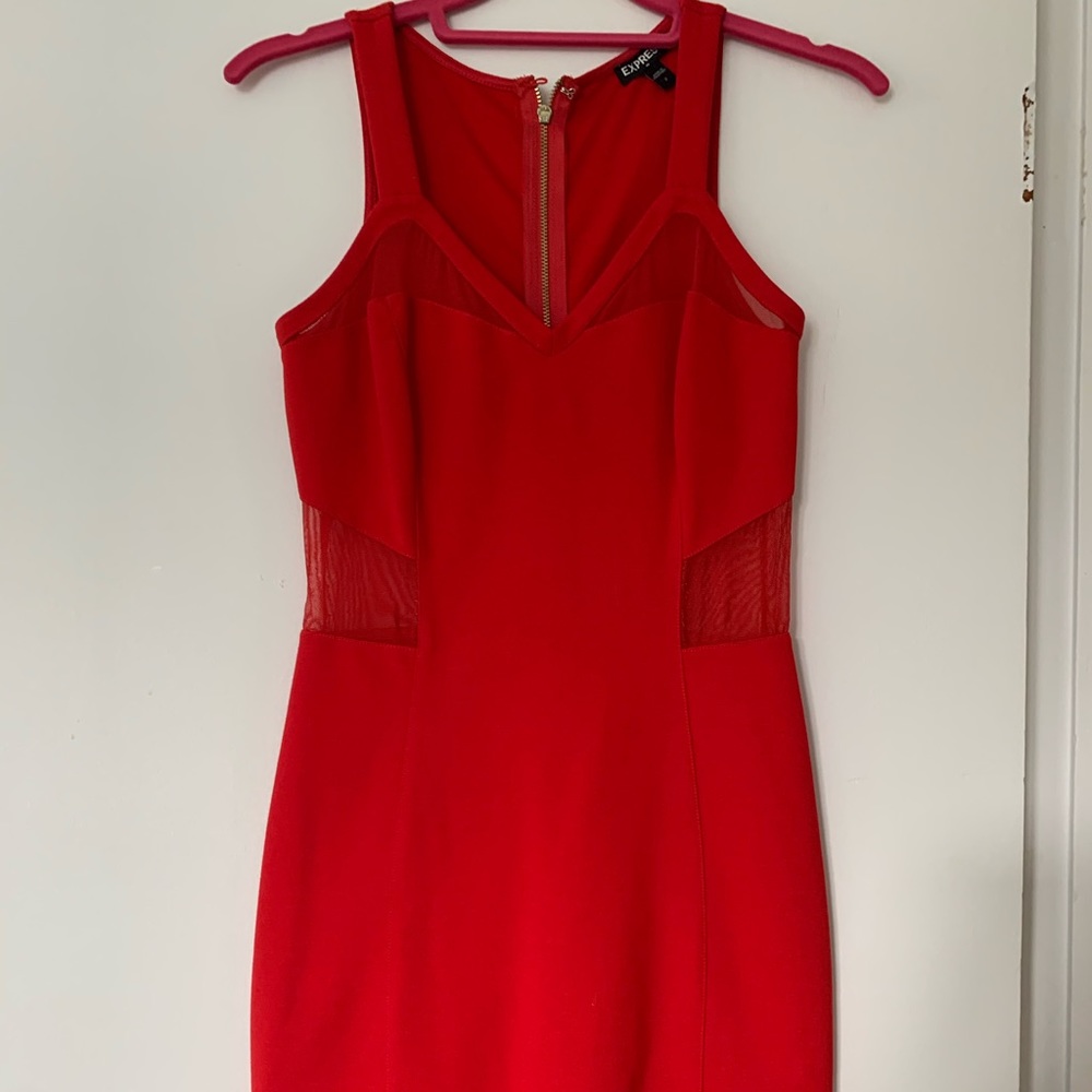 Express red size 2 body con back zip dress